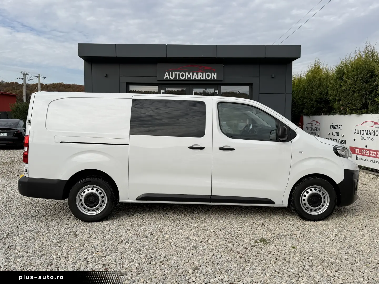 PEUGEOT EXPERT AUTOMAT 6 LOCURI 2024