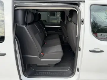 PEUGEOT EXPERT AUTOMAT 6 LOCURI 2024