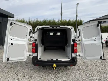 PEUGEOT EXPERT AUTOMAT 6 LOCURI 2024