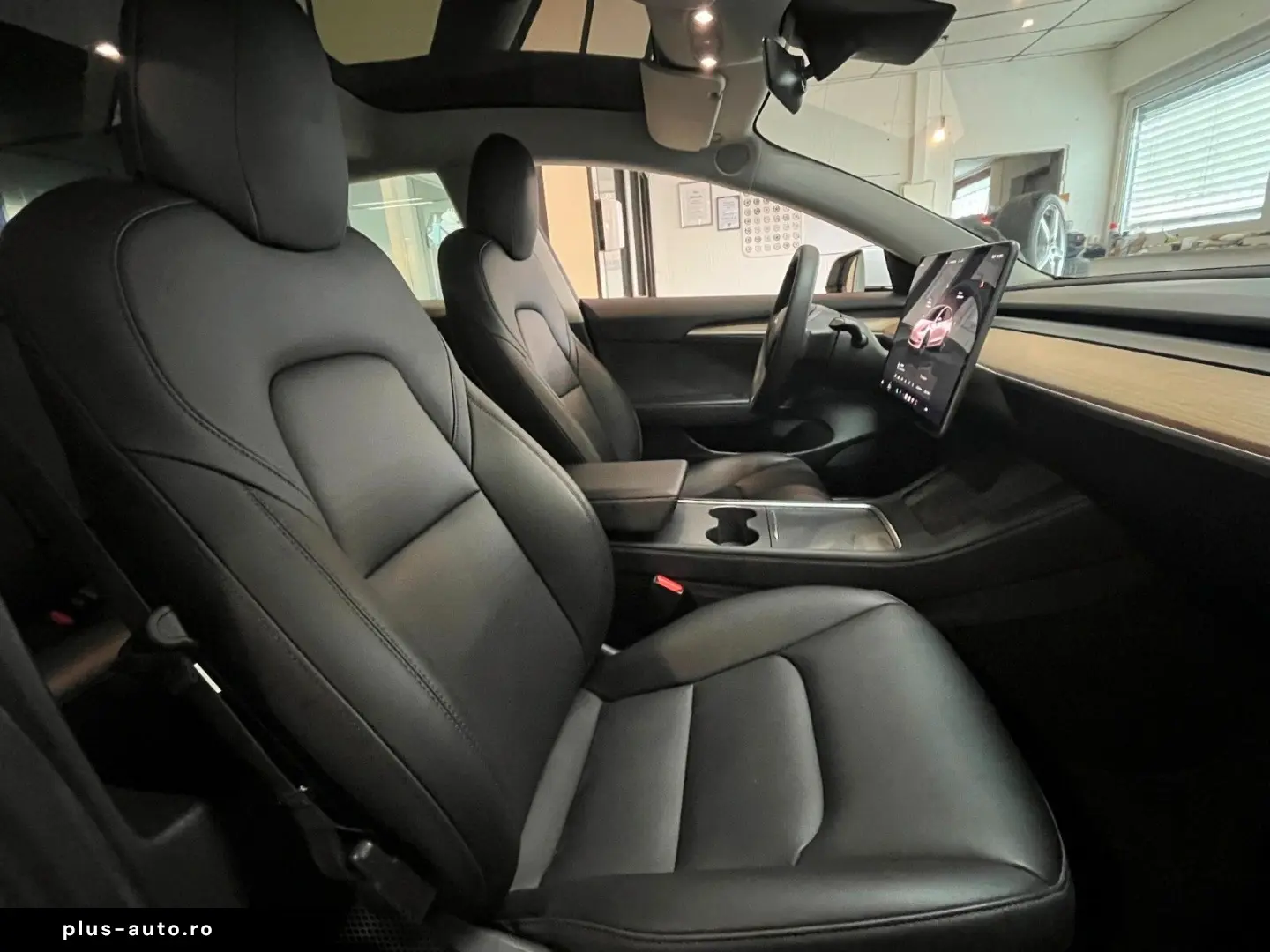 TESLA Model 3 ohne Nachlackierung  kaufe auch Tesla an