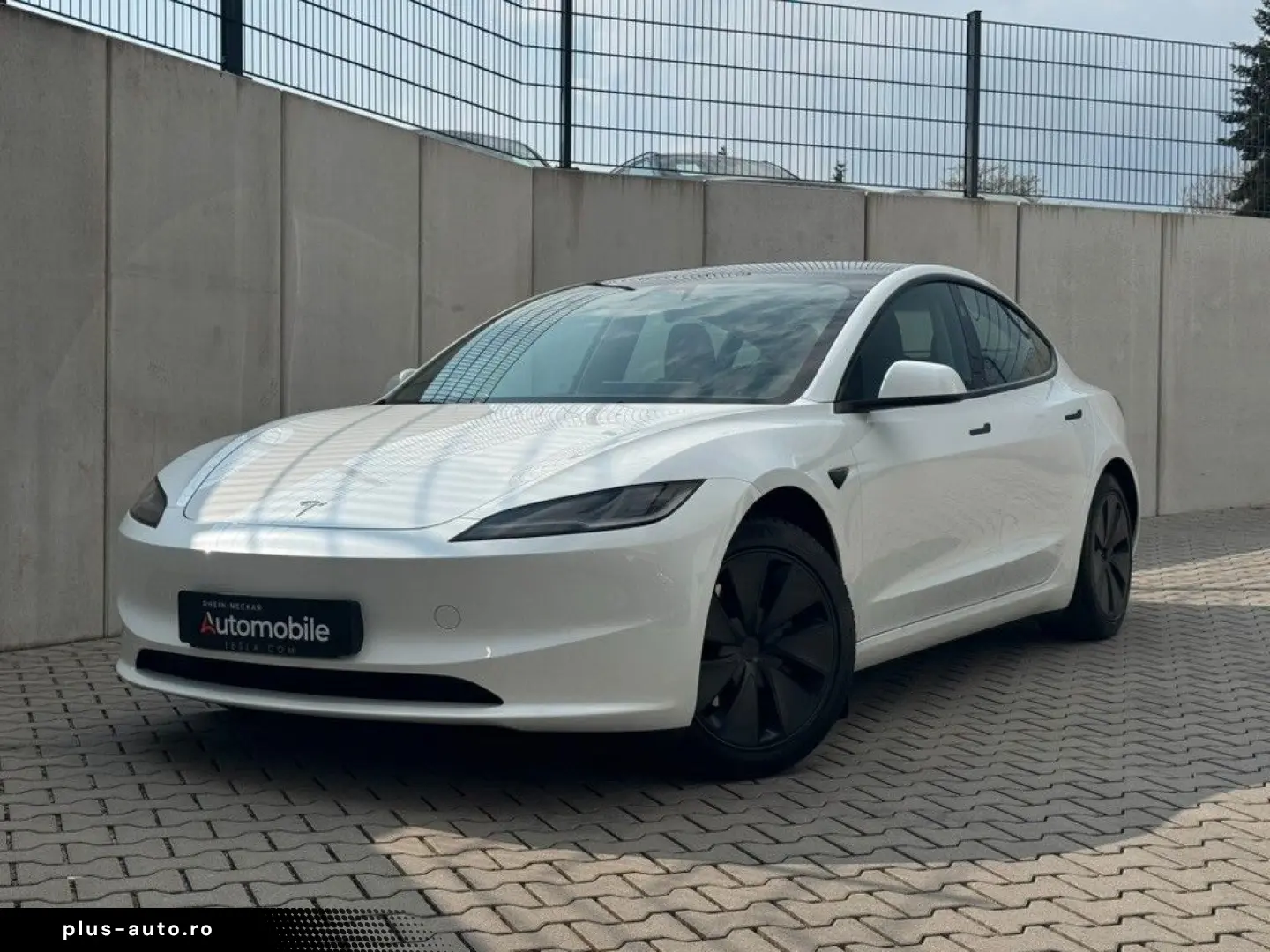 TESLA Model 3 Standard RWD Pano Ambiente MwSt 1.Hand