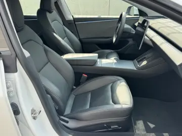 TESLA Model 3 Standard RWD Pano Ambiente MwSt 1.Hand