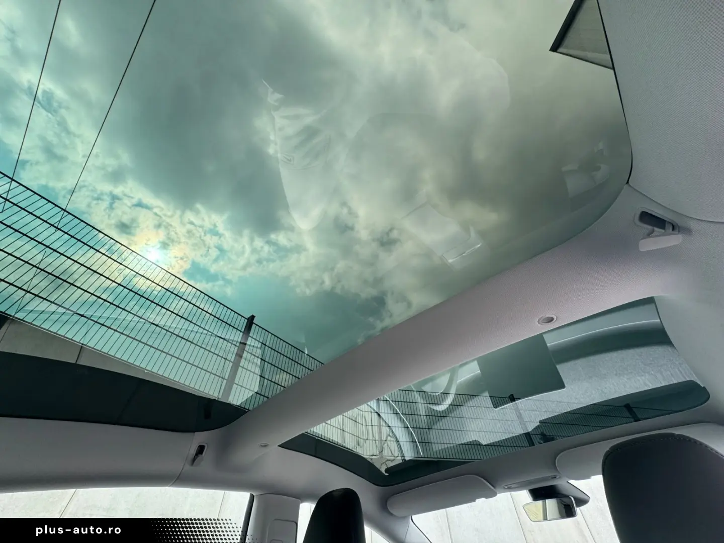 TESLA Model 3 Standard RWD Pano Ambiente MwSt 1.Hand