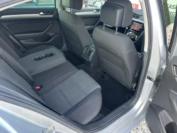 VOLKSWAGEN PASSAT AUTOMAT