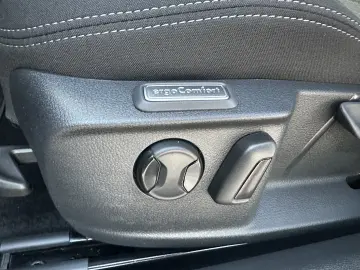 VOLKSWAGEN PASSAT AUTOMAT