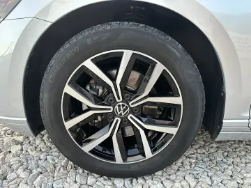 VOLKSWAGEN PASSAT AUTOMAT