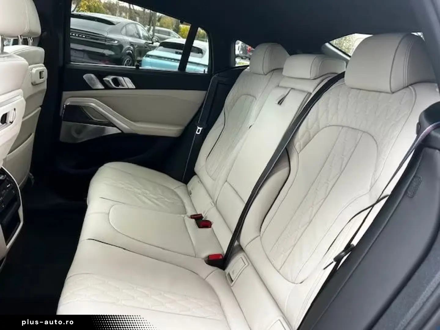 BMW X6 xDrive30d B&W AHK Iconic 22  Pano