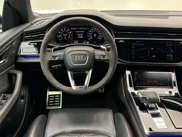 AUDI RSQ8 4.0 TFSI quattro Matrix ACC Panorama AHK