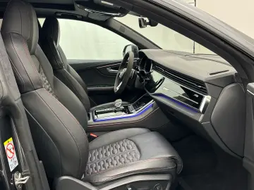 AUDI RSQ8 4.0 TFSI quattro Matrix ACC Panorama AHK
