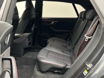 AUDI RSQ8 4.0 TFSI quattro Matrix ACC Panorama AHK