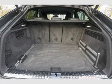 AUDI RSQ8 4.0 TFSI quattro Sportabgas AHK HUD Matrix