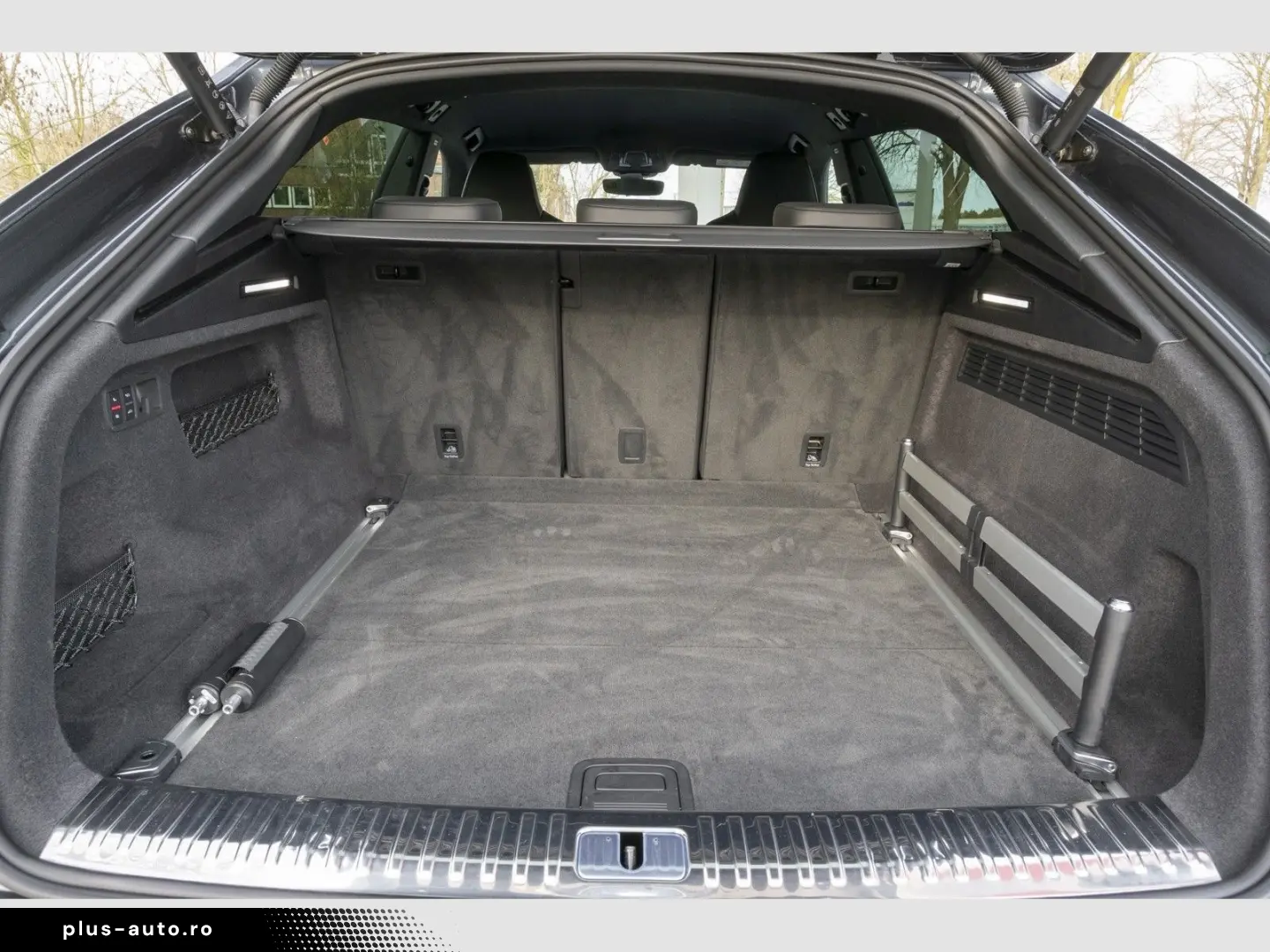 AUDI RSQ8 4.0 TFSI quattro Sportabgas AHK HUD Matrix