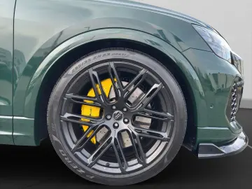 AUDI RS Q8 4.0 TFSI quattro Head-Up B O HiFi Anhängek