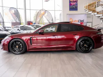 Porsche Panamera 4 PDK Systemleistung