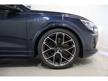 AUDI RS Q8 4.0 TFSI UPE187 FACELIFT Pano  B&OAdv Lase
