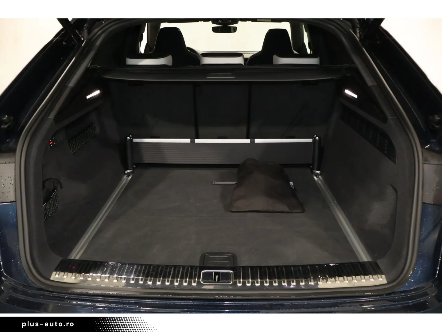 AUDI RS Q8 4.0 TFSI UPE187 FACELIFT Pano  B&OAdv Lase