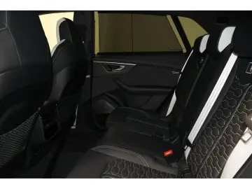 AUDI RS Q8 4.0 TFSI UPE187 FACELIFT Pano  B&OAdv Lase