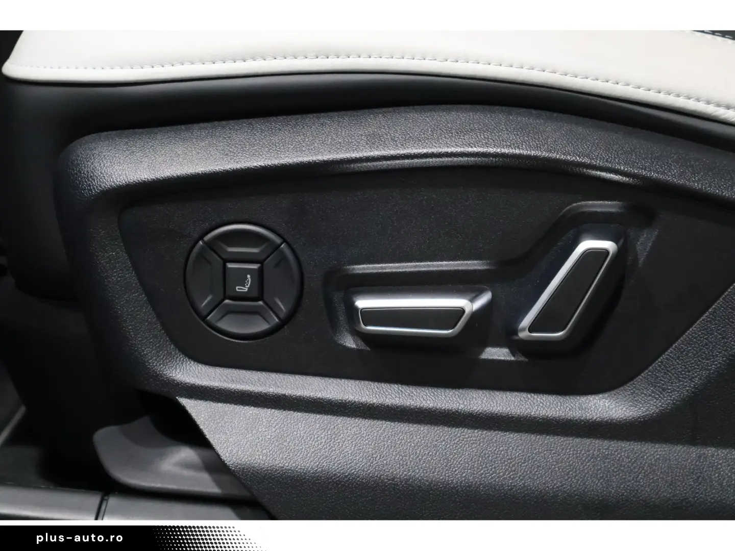 AUDI RS Q8 4.0 TFSI UPE187 FACELIFT Pano  B&OAdv Lase