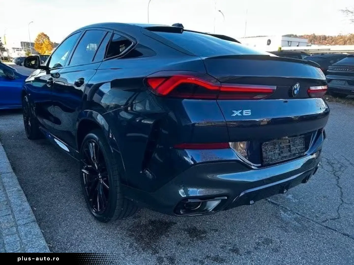 BMW X6 xDrive30d Carbon B&W 22  Iconic