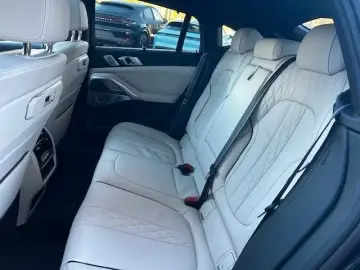 BMW X6 xDrive30d Carbon B&W 22  Iconic