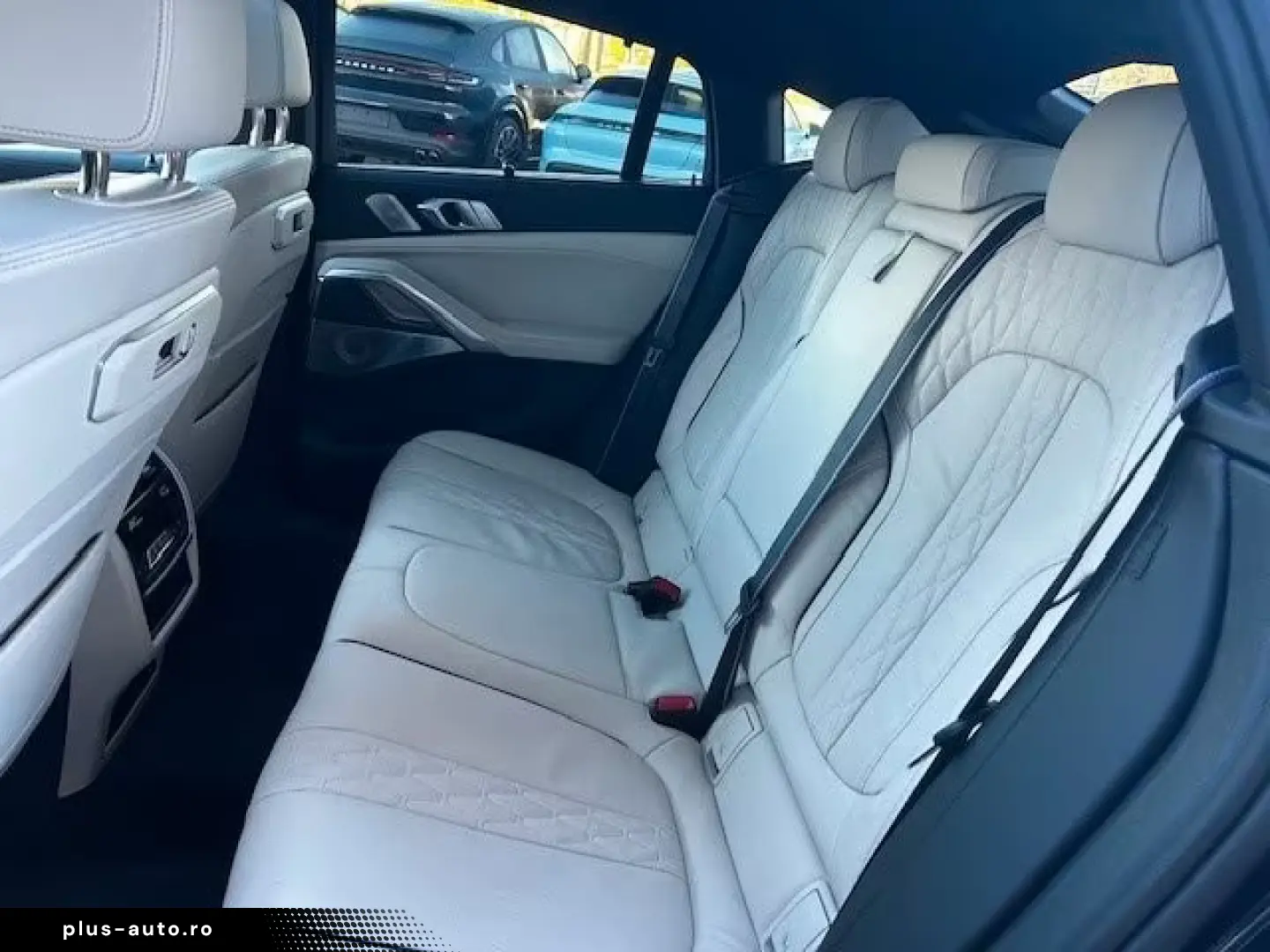 BMW X6 xDrive30d Carbon B&W 22  Iconic