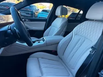 BMW X6 xDrive30d Carbon B&W 22  Iconic