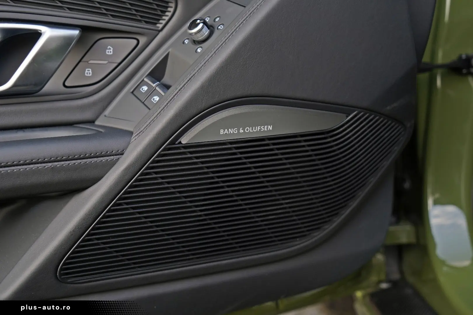 AUDI R8 QUATTRO PERFORMANCE UNIKAT URBANGREEN CARBON