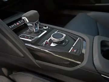 AUDI R8 QUATTRO PERFORMANCE UNIKAT URBANGREEN CARBON