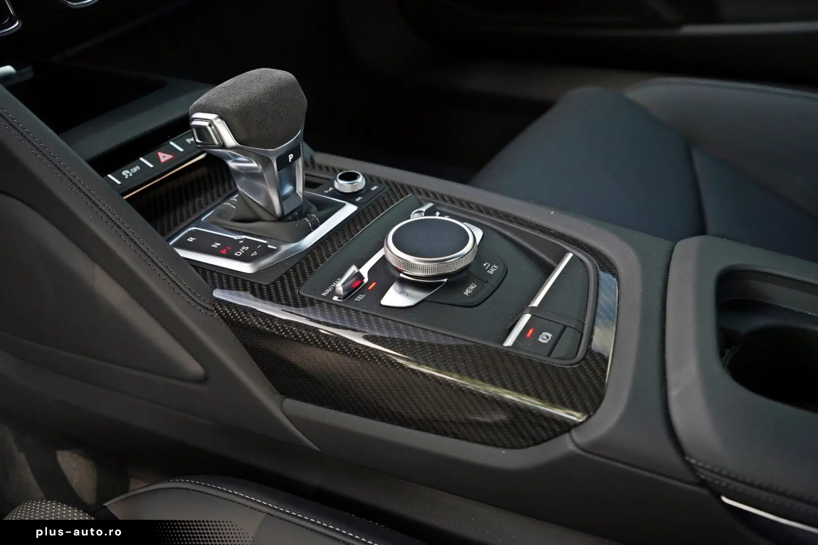 AUDI R8 QUATTRO PERFORMANCE UNIKAT URBANGREEN CARBON