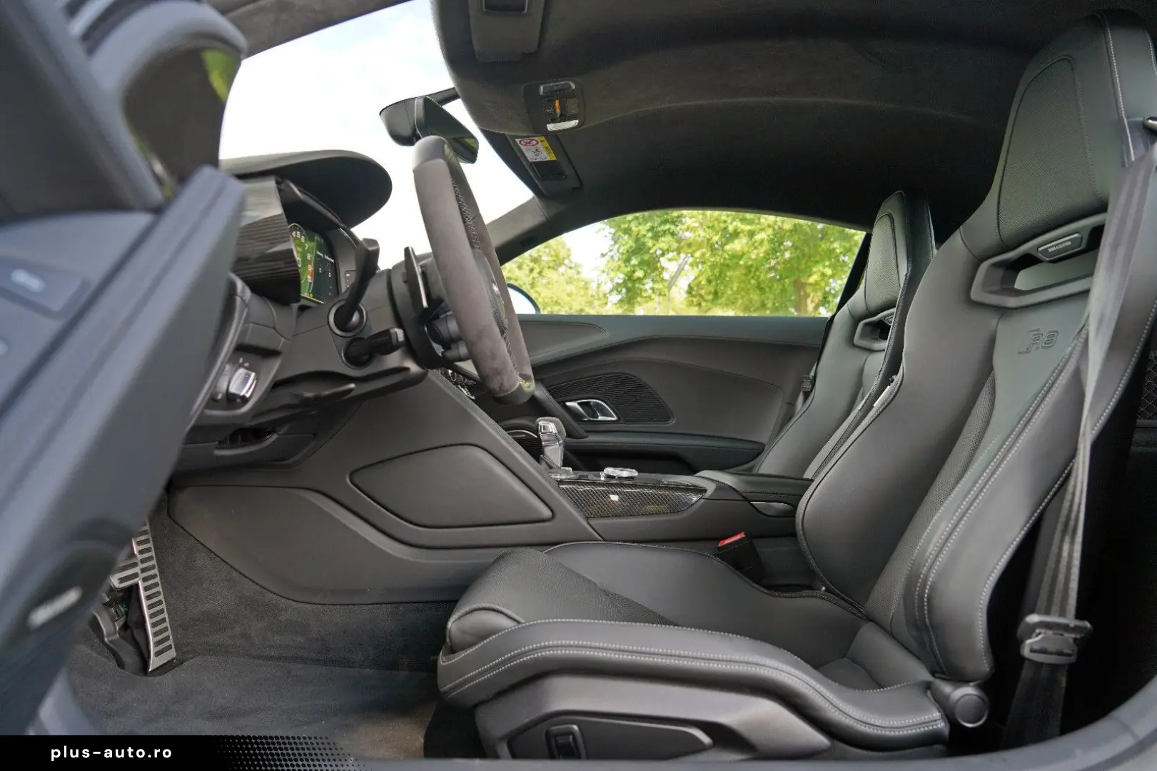 AUDI R8 QUATTRO PERFORMANCE UNIKAT URBANGREEN CARBON