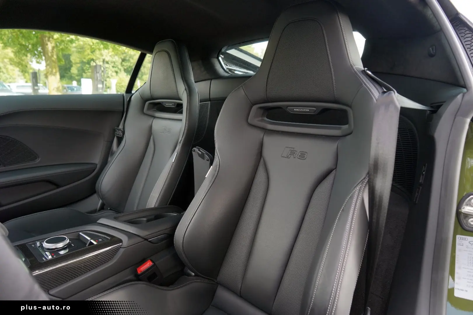 AUDI R8 QUATTRO PERFORMANCE UNIKAT URBANGREEN CARBON