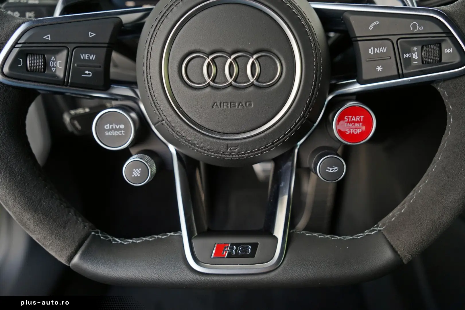 AUDI R8 QUATTRO PERFORMANCE UNIKAT URBANGREEN CARBON