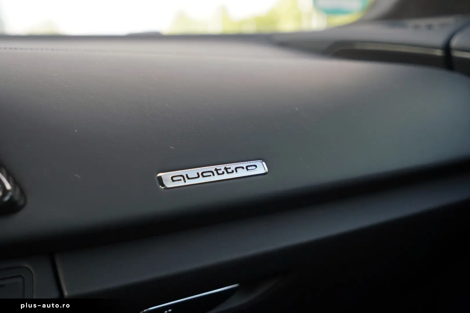 AUDI R8 QUATTRO PERFORMANCE UNIKAT URBANGREEN CARBON