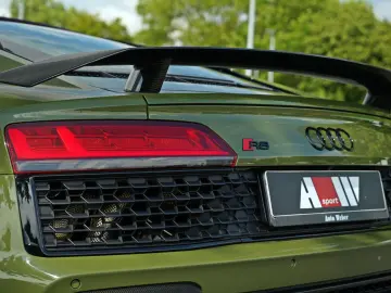 AUDI R8 QUATTRO PERFORMANCE UNIKAT URBANGREEN CARBON