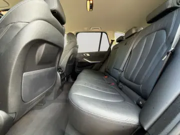 BMW X5 xDrive 30 d X Line HUD NAVI LED ACC RFK LEDER