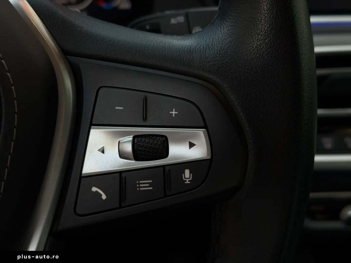 BMW X5 xDrive 30 d X Line HUD NAVI LED ACC RFK LEDER