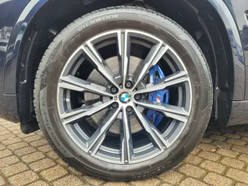 BMW X5 xDrive 30 d M Sport Standhzg. AHK Pano Head-U