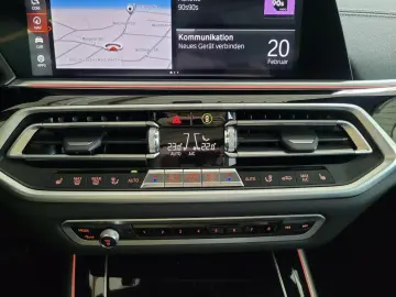 BMW X5 xDrive 30 d M Sport Standhzg. AHK Pano Head-U