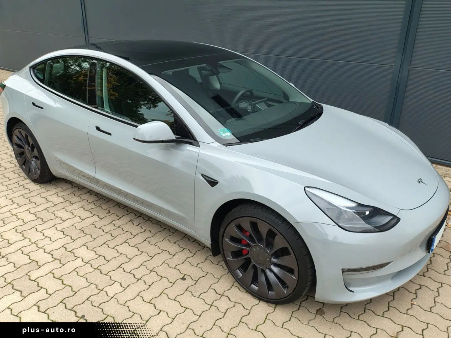 TESLA MODEL 3 EV DUAL PERFORMANCE AWD  82 KWH PANO