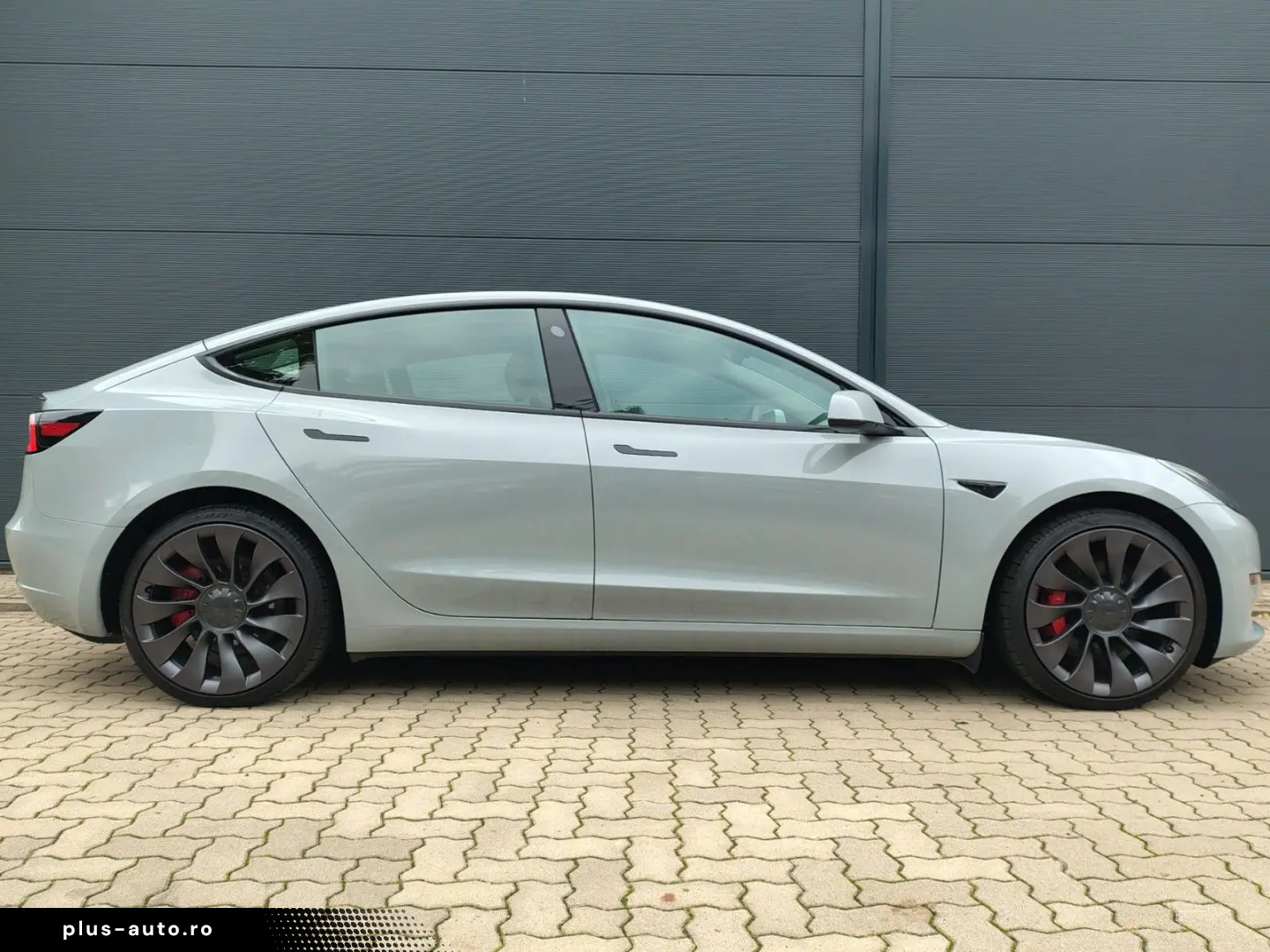 TESLA MODEL 3 EV DUAL PERFORMANCE AWD  82 KWH PANO
