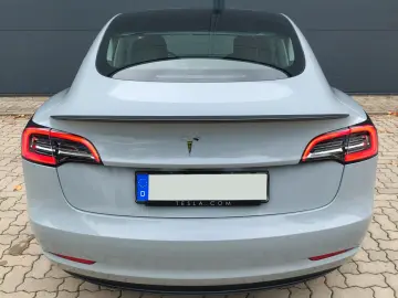 TESLA MODEL 3 EV DUAL PERFORMANCE AWD  82 KWH PANO