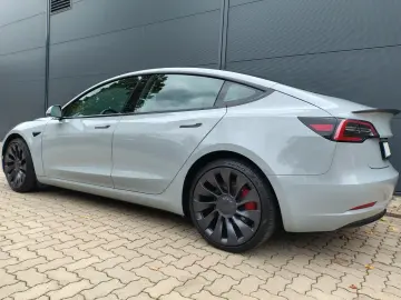 TESLA MODEL 3 EV DUAL PERFORMANCE AWD  82 KWH PANO
