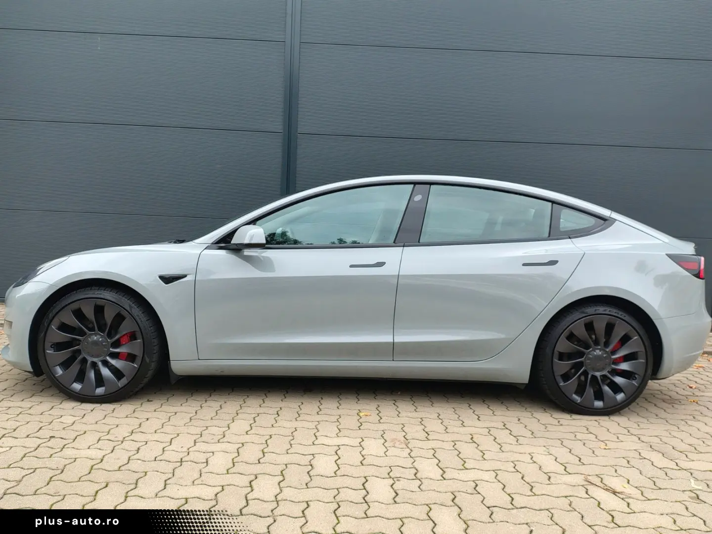 TESLA MODEL 3 EV DUAL PERFORMANCE AWD  82 KWH PANO