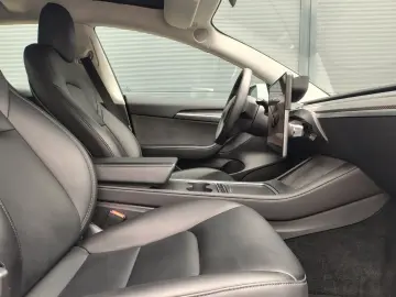 TESLA MODEL 3 EV DUAL PERFORMANCE AWD  82 KWH PANO
