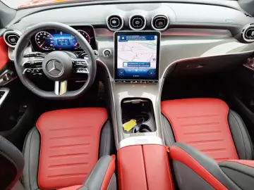 Mercedes-Benz GLC 200 4M Coupé AMG Premium Pano Digita