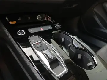 AUDI A5 Lim. TDI S tronic  ACC PARKASSIST  SHZ