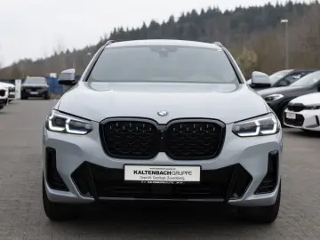 BMW X4 xDrive 30d M-Sport FACEL. PANO AHK HUD 360