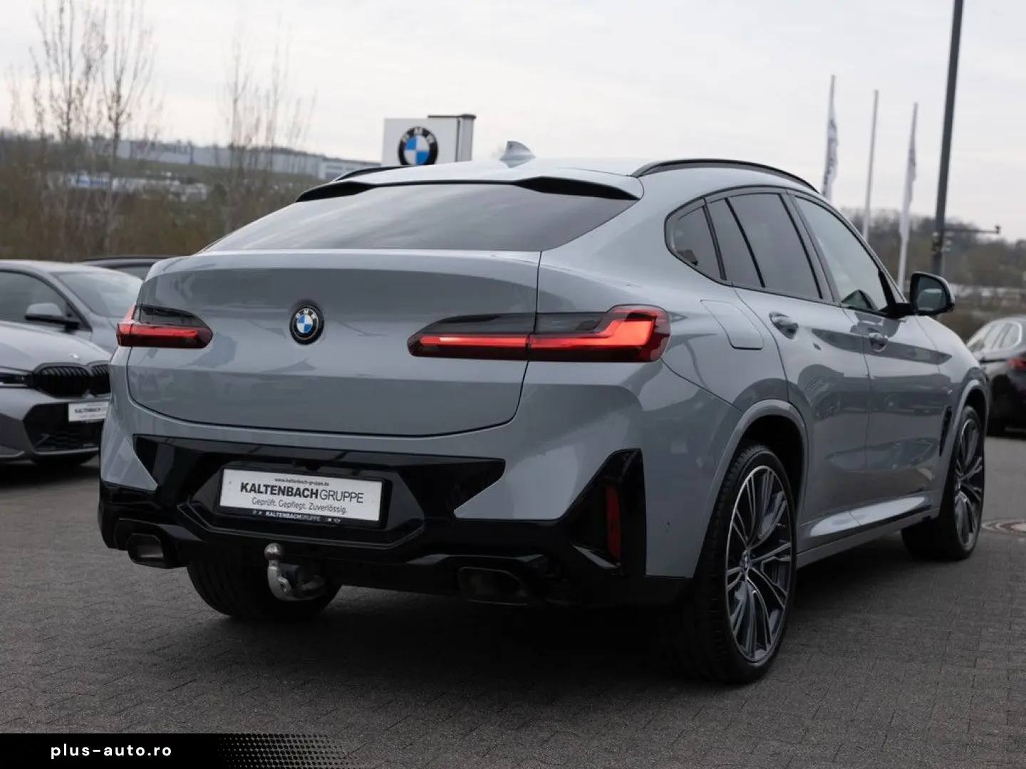 BMW X4 xDrive 30d M-Sport FACEL. PANO AHK HUD 360