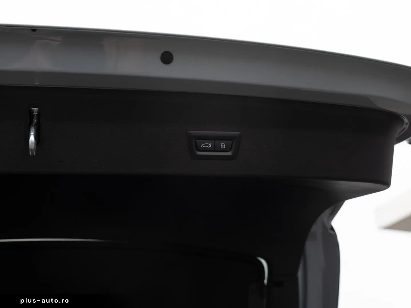 BMW X4 xDrive 30d M-Sport FACEL. PANO AHK HUD 360