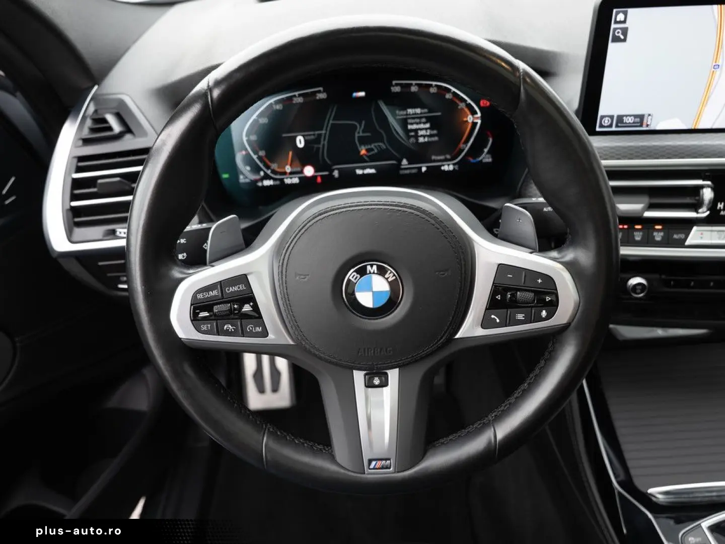 BMW X4 xDrive 30d M-Sport FACEL. PANO AHK HUD 360